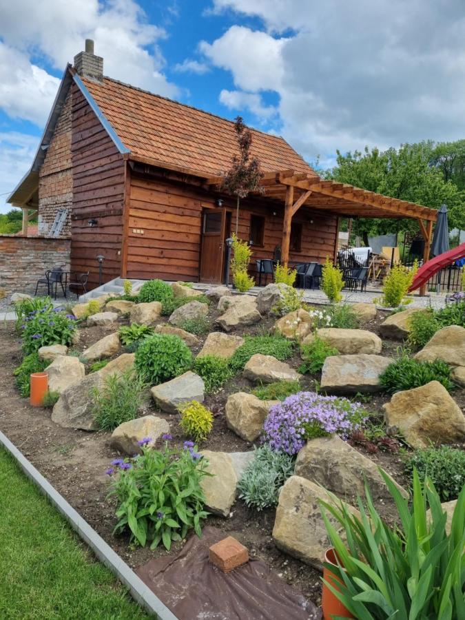 Apartmany Moravia Milovice  المظهر الخارجي الصورة